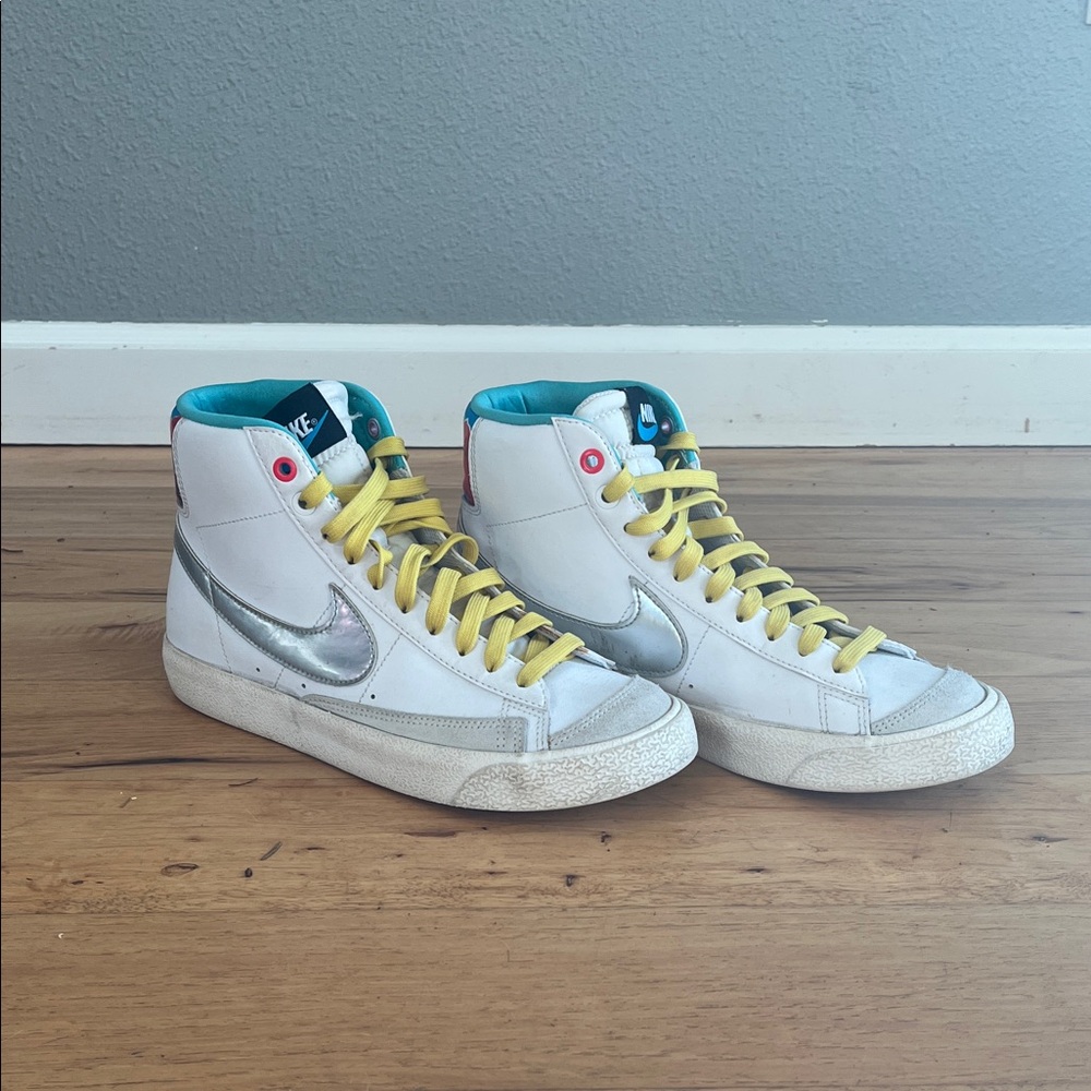 Nike White Sneakers with Silver and Yellow Highlights